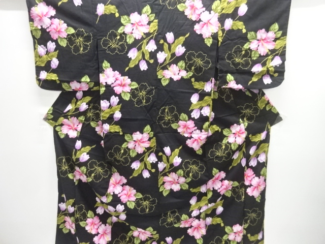 ハイビスカス模様浴衣